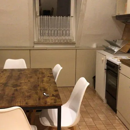 Apartment L8 Street Friedrichsring 30A - 120SQM Dachgeschoss