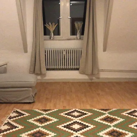 L8 Street Friedrichsring 30A - 120SQM Dachgeschoss *